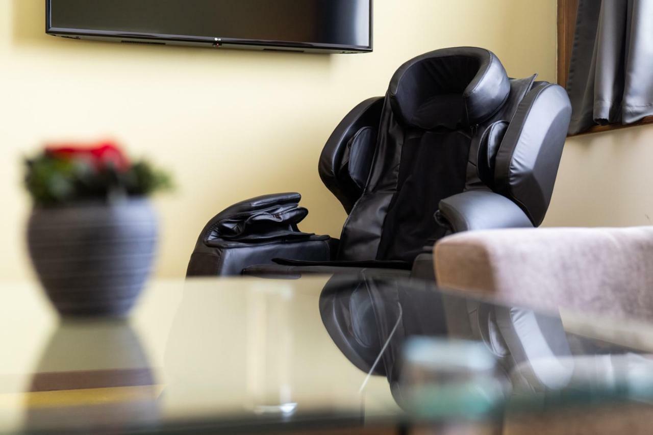 Hotel Kristaly Konferencia & Wellness Ajka المظهر الخارجي الصورة